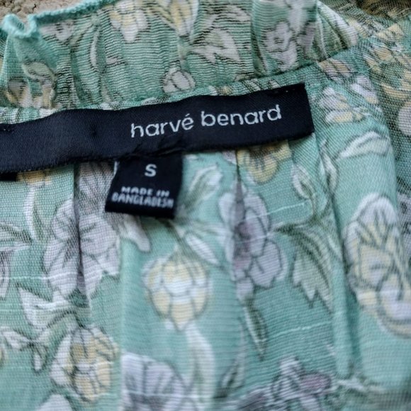 Harve Bernard  Floral Ruffle Short Sleeve Summer Blouse - Picture 2 of 4